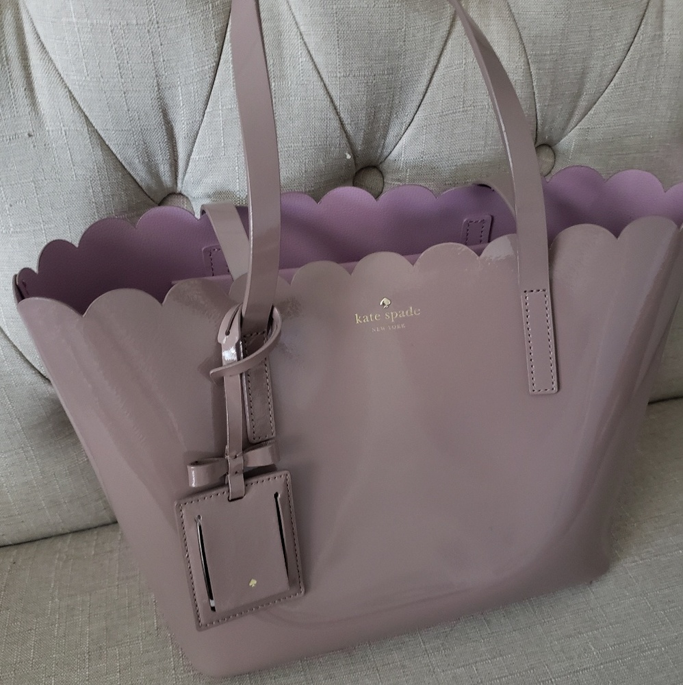 Kate spade scallop purse